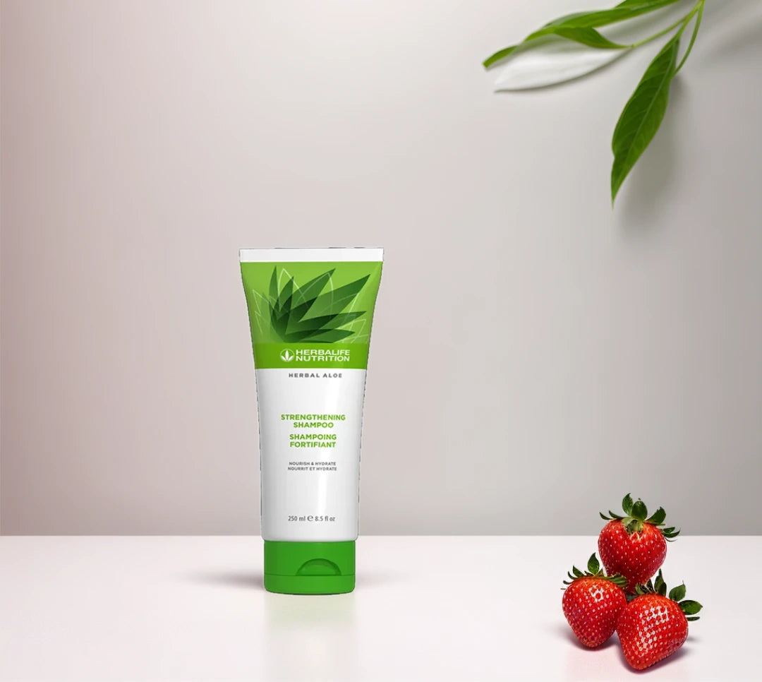 Herbal Aloe Strengthening Shampoo